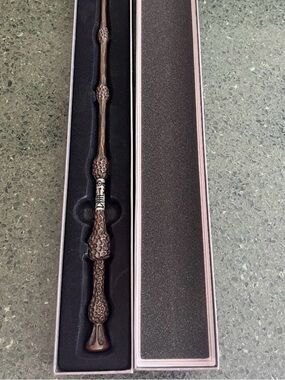 Universal Studios Professor Dumbledore Magic Wand